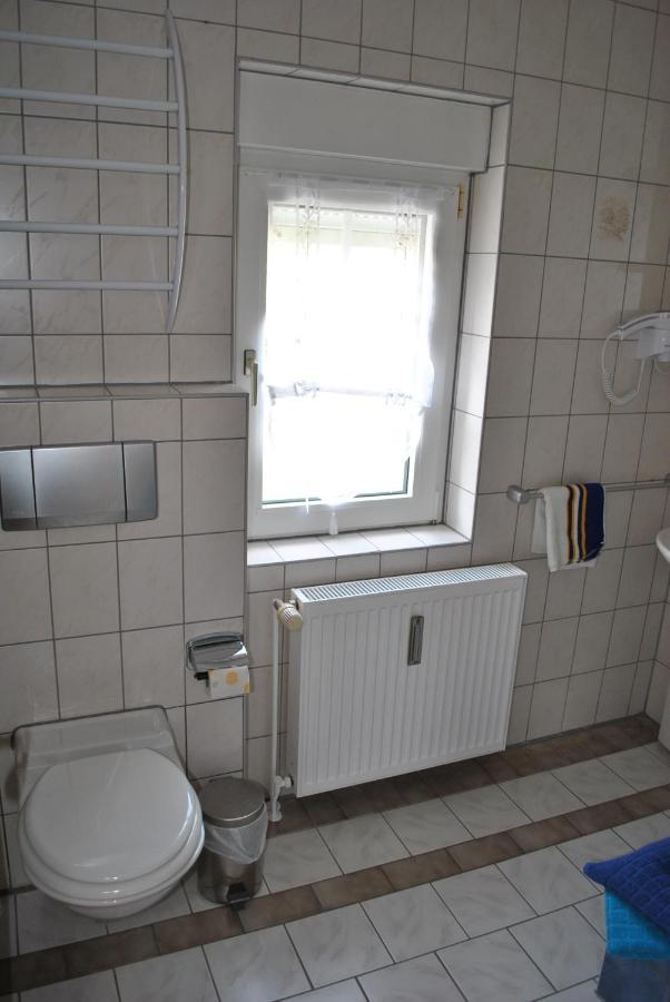 Ferienwohnungen Am Plaetlinsee Wustrow  エクステリア 写真